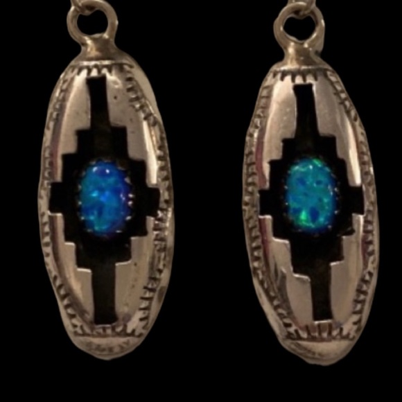 Navajo Handmade Sterling Silver Earrings w Opal - Picture 6 of 7